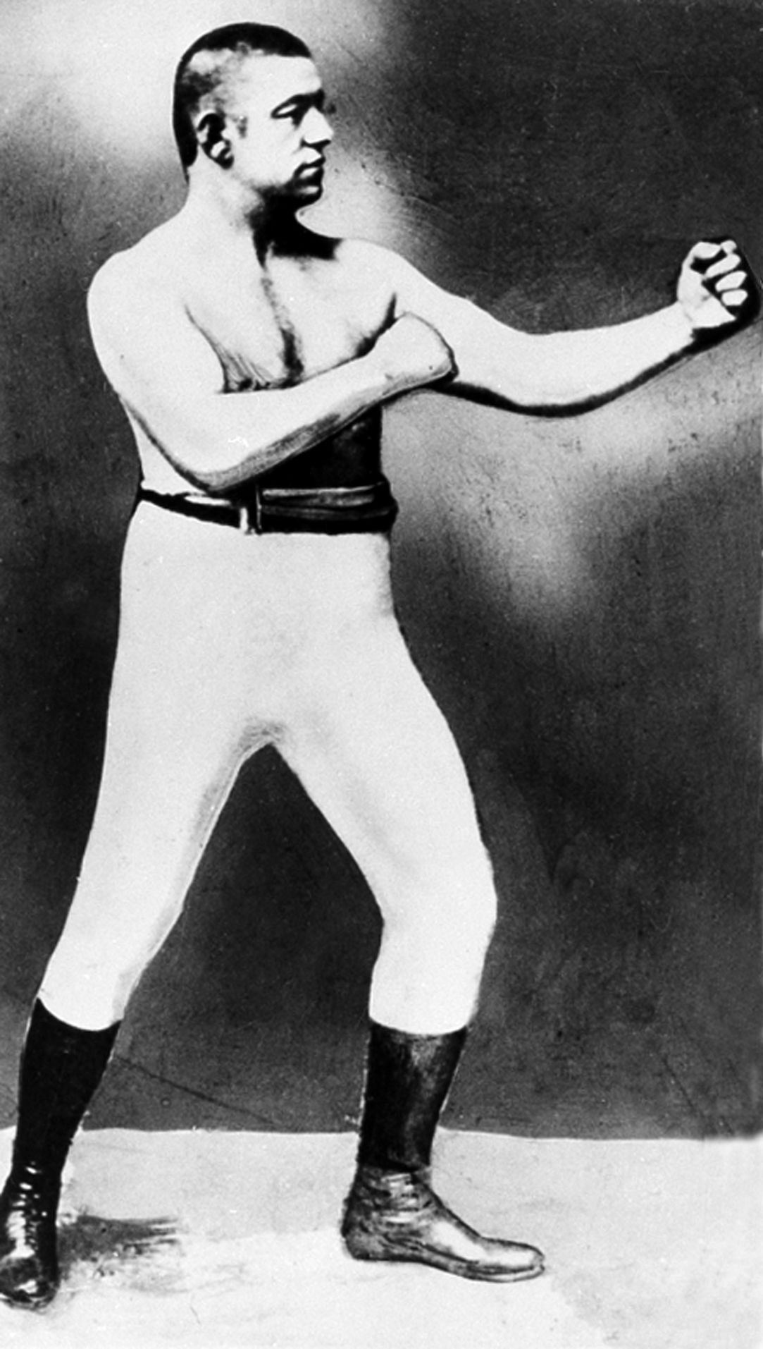 1892: James J. Corbett vs. John L. Sullivan